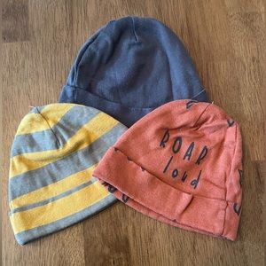 Set of Newborn Hats.  Never used  FINAL PRICE